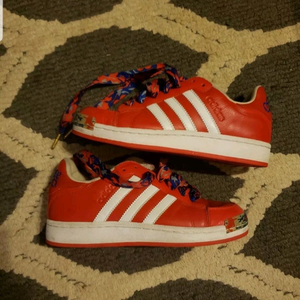 Adidas Missy Elliot Collab sz 5